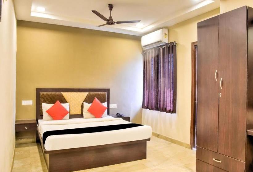 فندق Capital O 77924  Convivial Queen