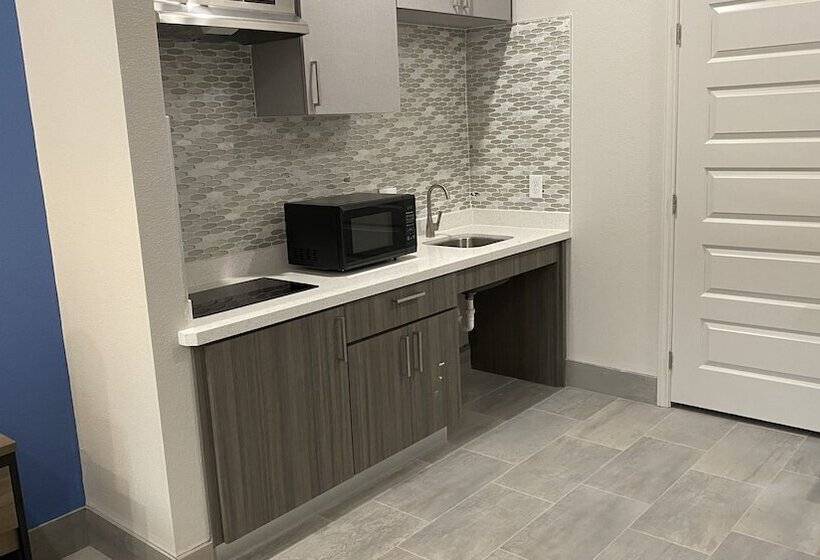 호텔 Clarion Pointe Port Arthur Beaumont South