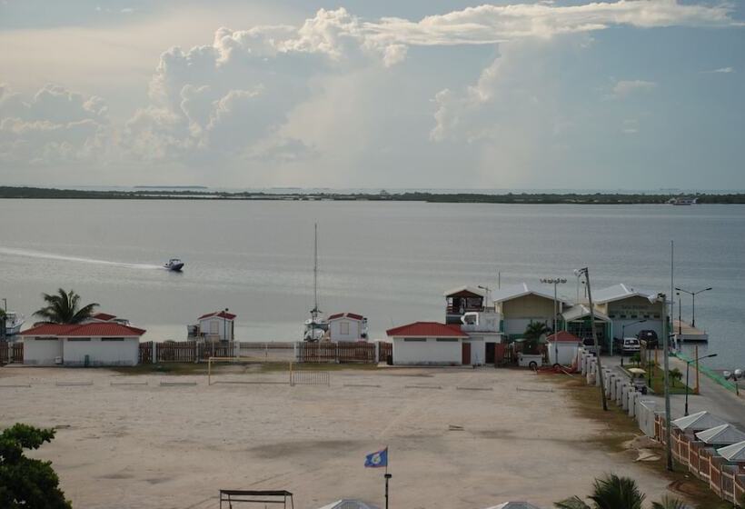 酒店 Coastalbay 2 & Golf Cart Rental