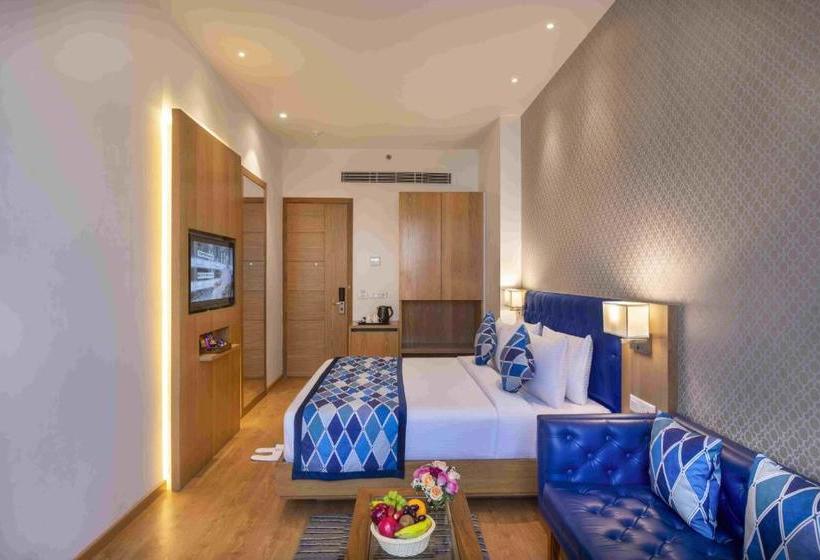 ホテル Dewdrop Amritsar