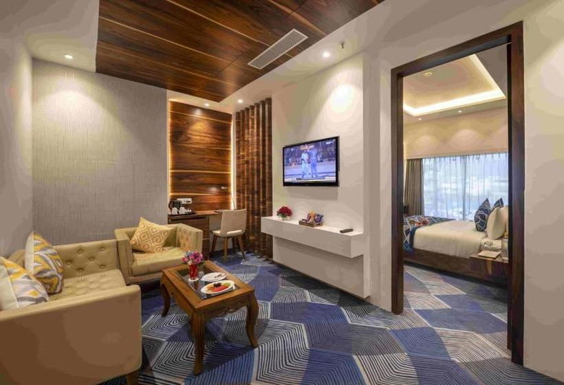 ホテル Dewdrop Amritsar