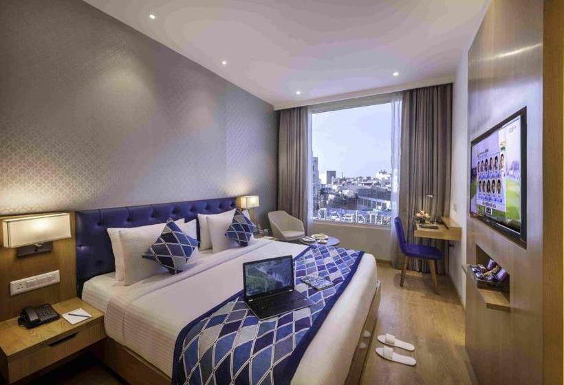 ホテル Dewdrop Amritsar