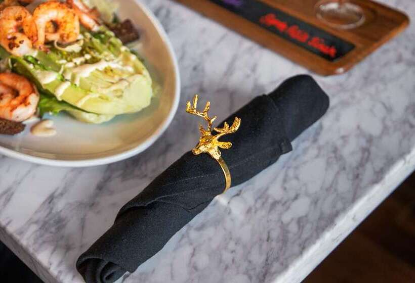 ホテル Elkhart, Tapestry Collection By Hilton