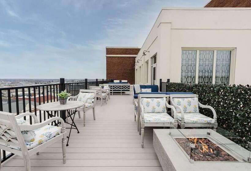 ホテル Elkhart, Tapestry Collection By Hilton