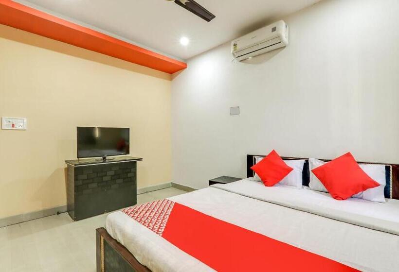 호텔 Flagship 77840 The Sheher Inn