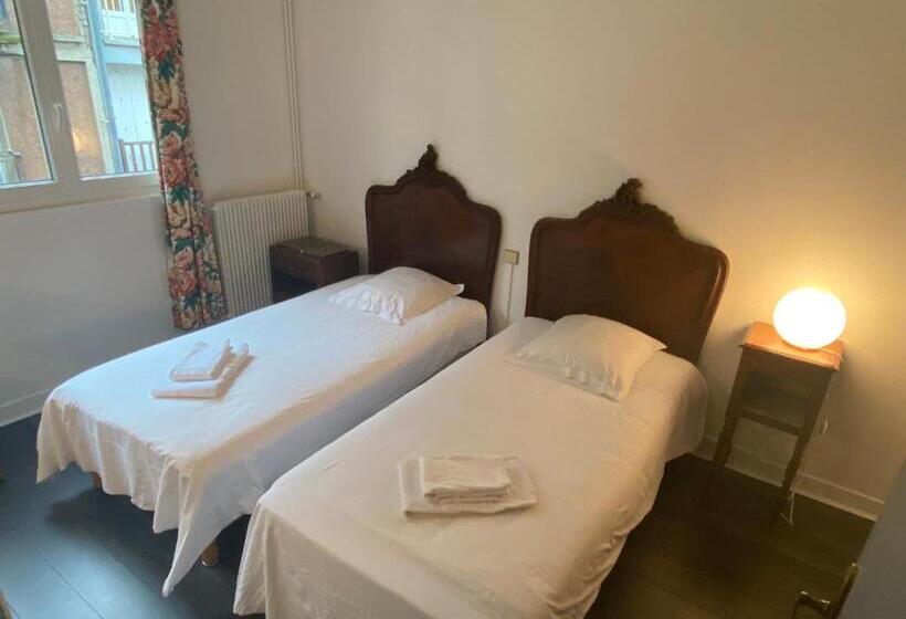 בית מלון כפרי Hôtel Les Remparts