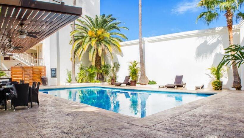 Landmark Suites By Balderrama Hotel Collection