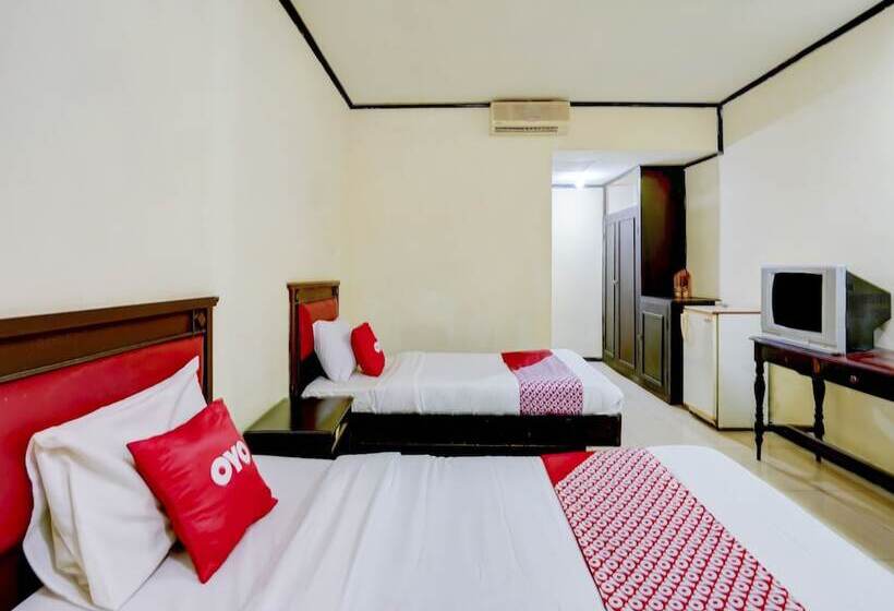 Hotel Lumajang Redpartner