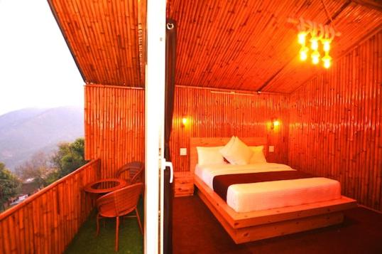 ホテル Fabescape Celebs Resort - Fully Vaccinated Staff