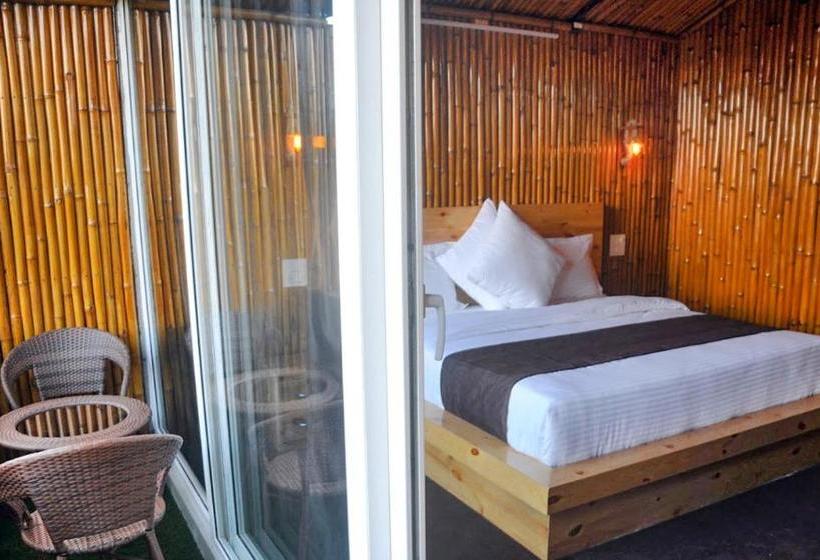 ホテル Fabescape Celebs Resort - Fully Vaccinated Staff