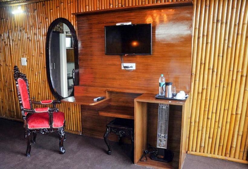 ホテル Fabescape Celebs Resort - Fully Vaccinated Staff