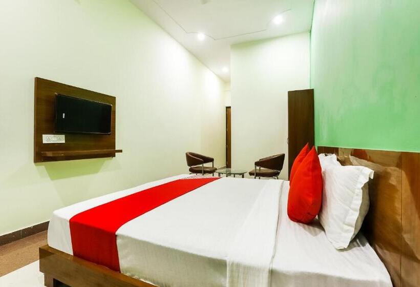 Hr 20 Hotel And Restaurant