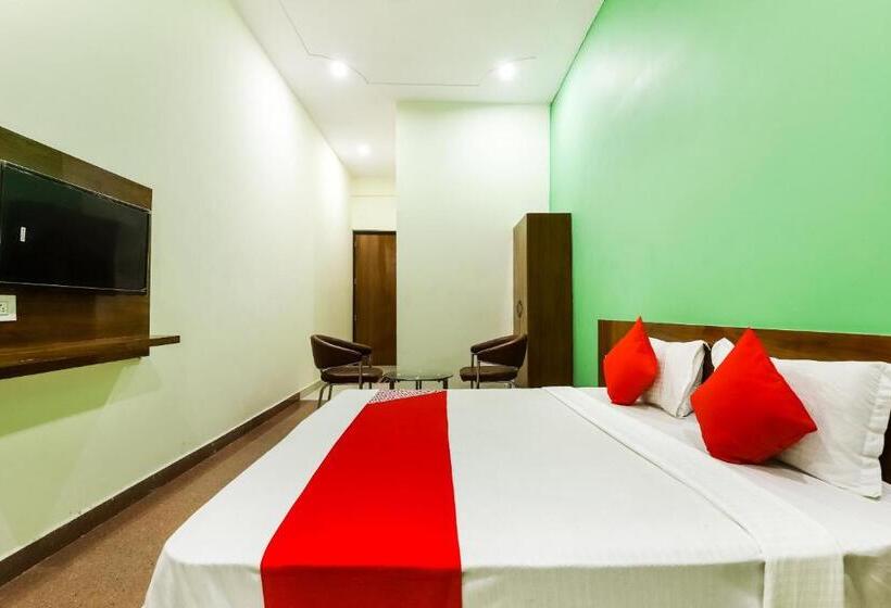 Hr 20 Hotel And Restaurant