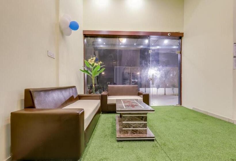 호텔 Oyo 77970  Sangam