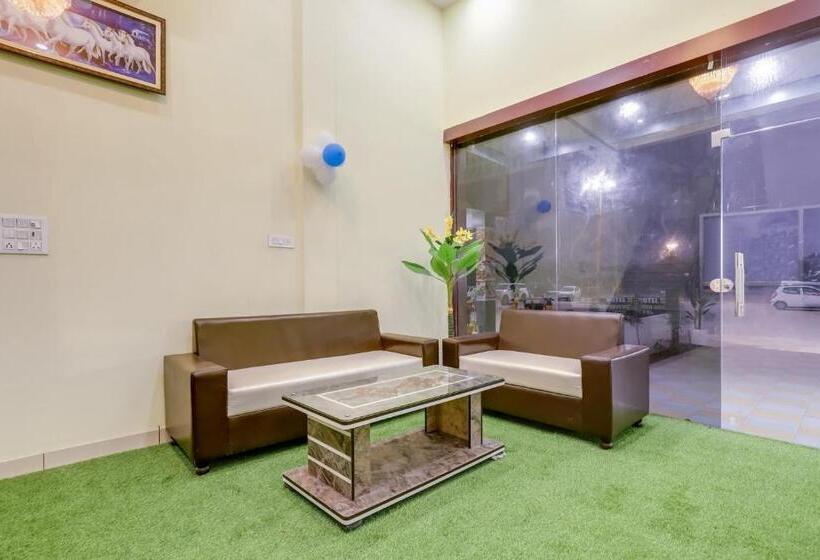 호텔 Oyo 77970  Sangam