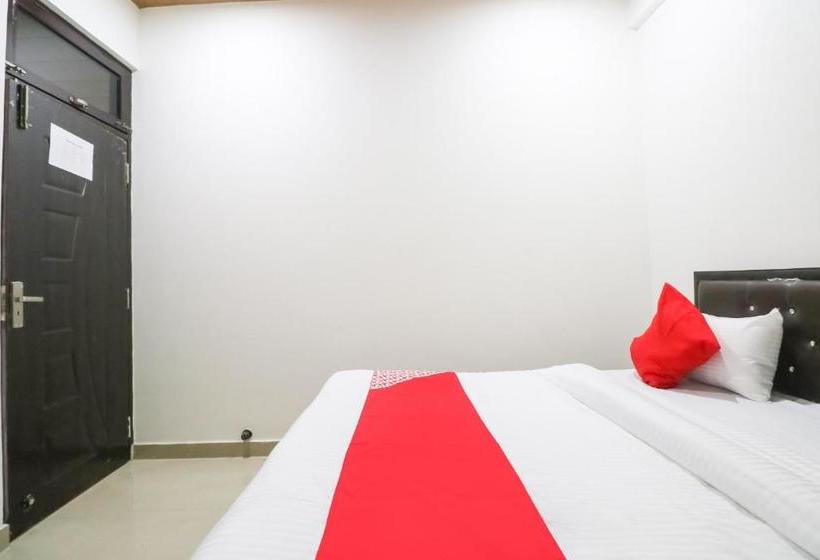 호텔 Oyo 78080 Dc Guest House