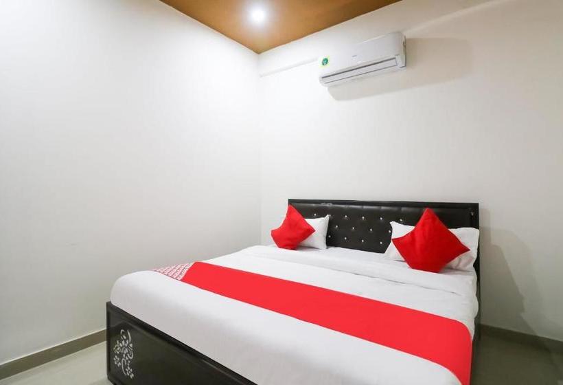 호텔 Oyo 78080 Dc Guest House