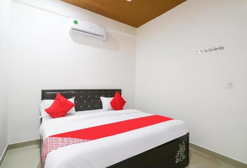 호텔 Oyo 78080 Dc Guest House