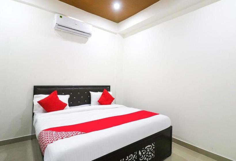 호텔 Oyo 78080 Dc Guest House