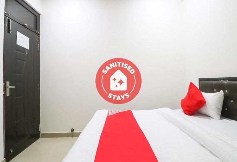 호텔 Oyo 78080 Dc Guest House