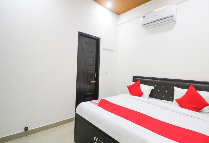 호텔 Oyo 78080 Dc Guest House