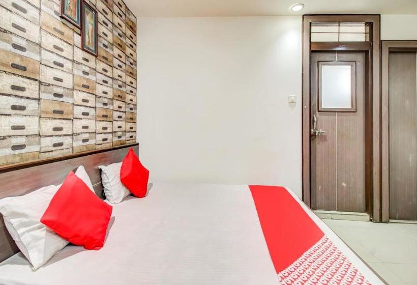 ホテル Oyo 78174 Neelkanth