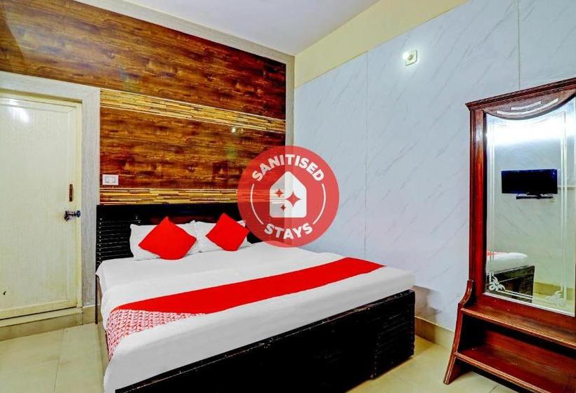 בית מלון כפרי Oyo 78283  New Darshika