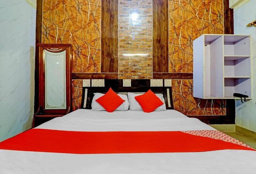 בית מלון כפרי Oyo 78283  New Darshika