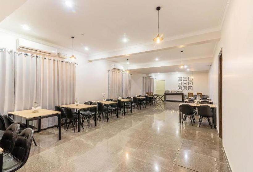 בית מלון כפרי Oyo 78645 Silver Key Stayi Now Sun Pharma Rd