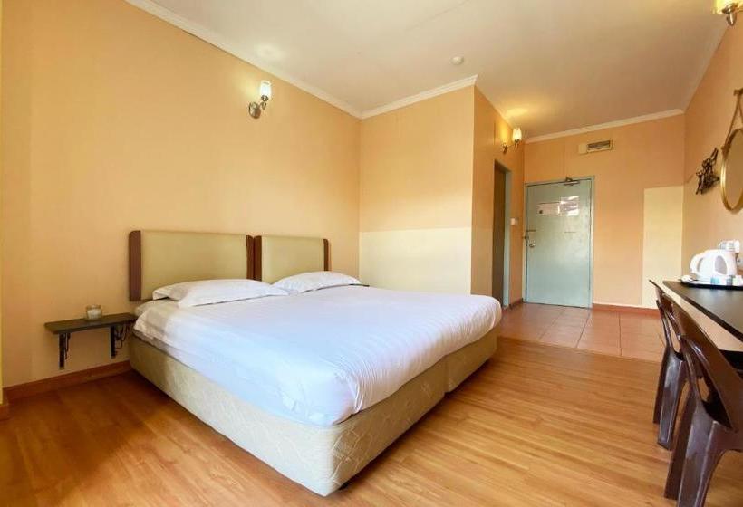 בית מלון כפרי Oyo 90169 The Grand  2