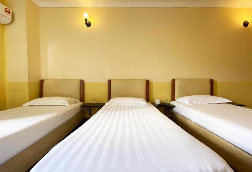 בית מלון כפרי Oyo 90169 The Grand  2