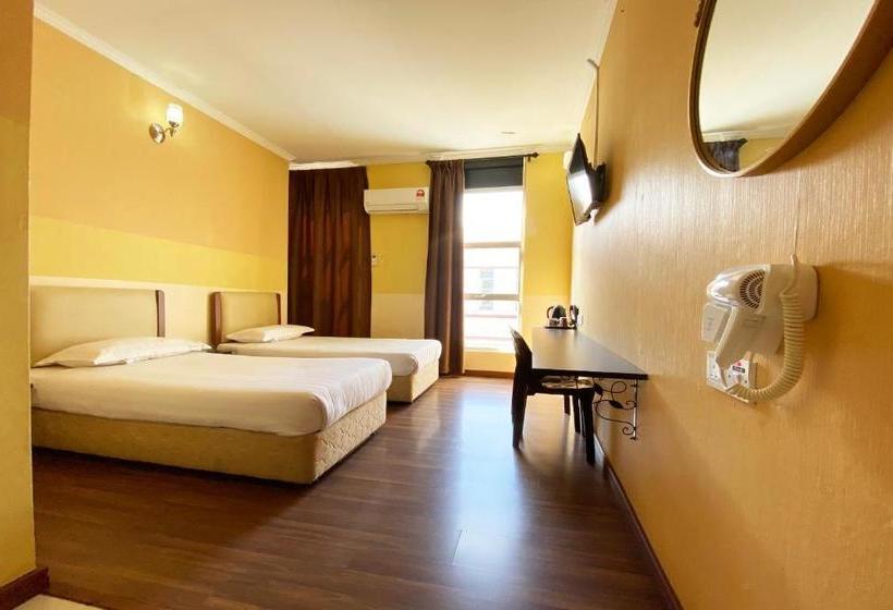 בית מלון כפרי Oyo 90169 The Grand  2