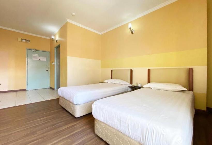 בית מלון כפרי Oyo 90169 The Grand  2