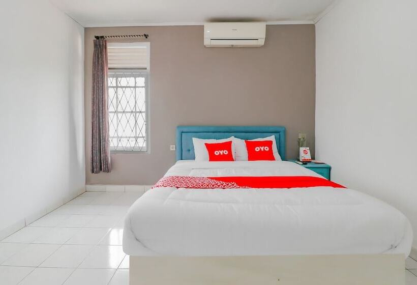 فندق Oyo 90223 Bumi Langit
