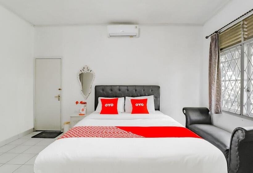 فندق Oyo 90223 Bumi Langit