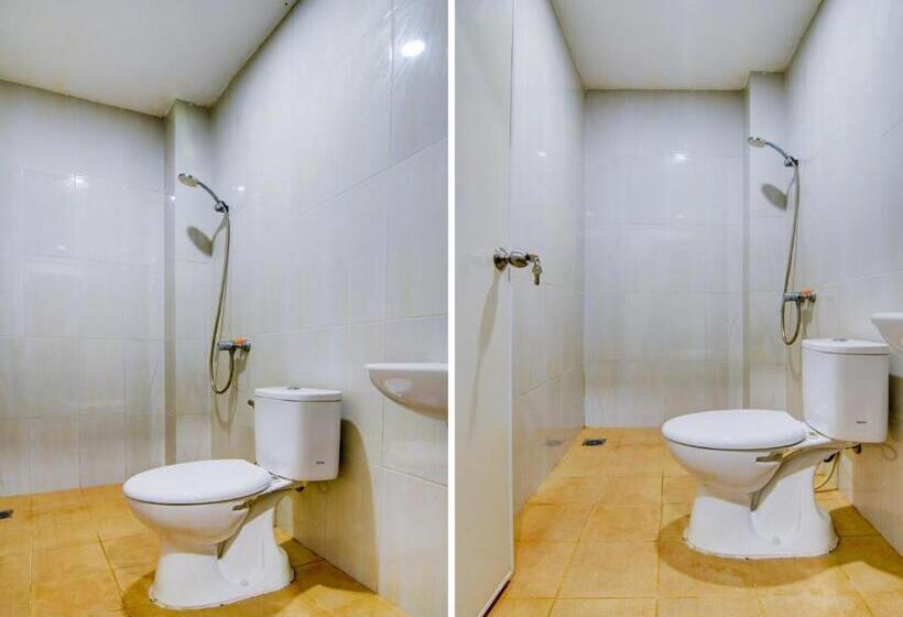 Отель Oyo 90233 The Shine Residence