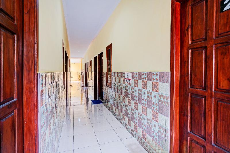 فندق Oyo 90234 Dhoho Family Guest House