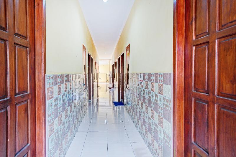 فندق Oyo 90234 Dhoho Family Guest House