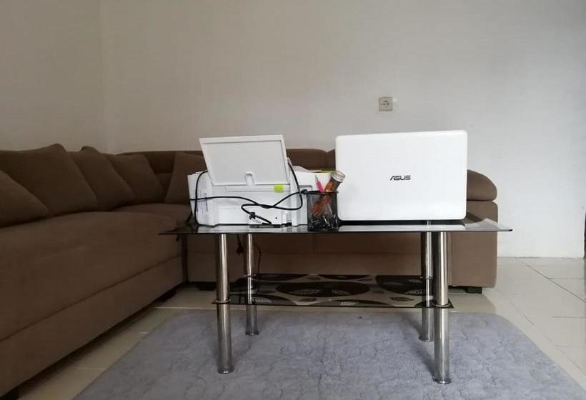 호텔 Oyo 90255 Villa Cipendawa Md28 Cianjur