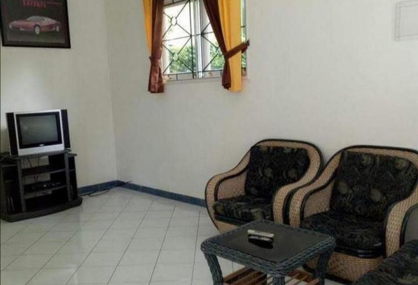 호텔 Oyo 90255 Villa Cipendawa Md28 Cianjur