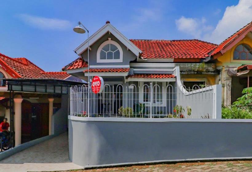 호텔 Oyo 90255 Villa Cipendawa Md28 Cianjur