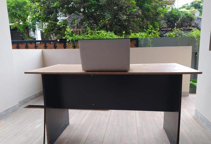 בית מלון כפרי Oyo 90256 My Kost