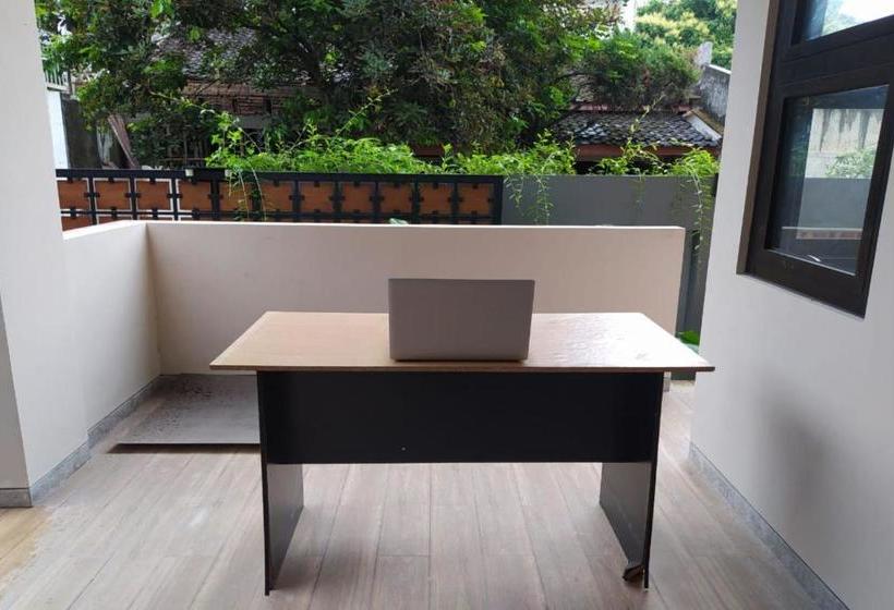 בית מלון כפרי Oyo 90256 My Kost