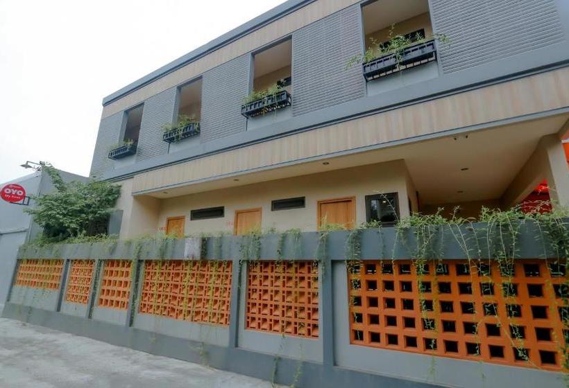 בית מלון כפרי Oyo 90256 My Kost