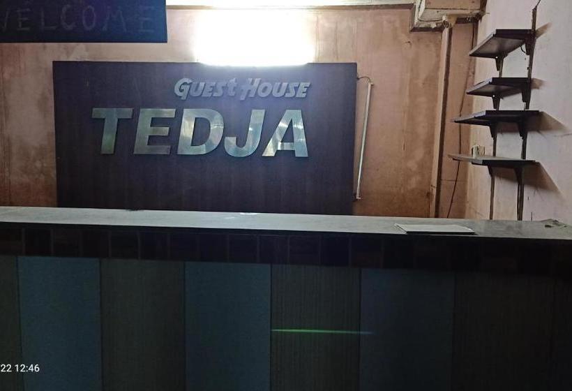 酒店 Oyo 90264 Tedja Guest House