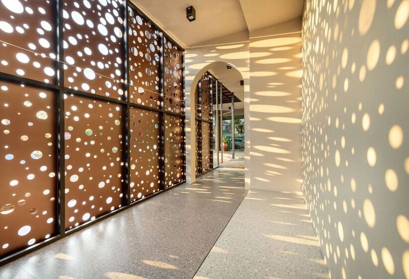 Plaai Plus Hotel Rayong