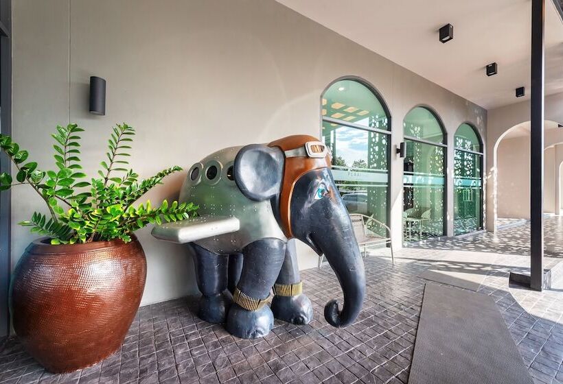 Plaai Plus Hotel Rayong