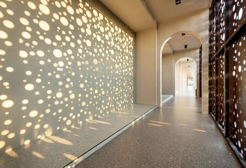 Plaai Plus Hotel Rayong