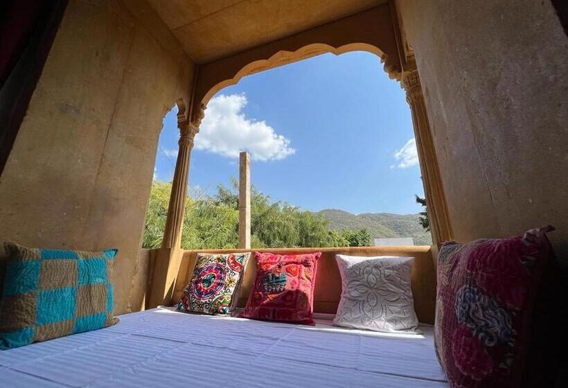 Отель Pushkar Golden Haveli