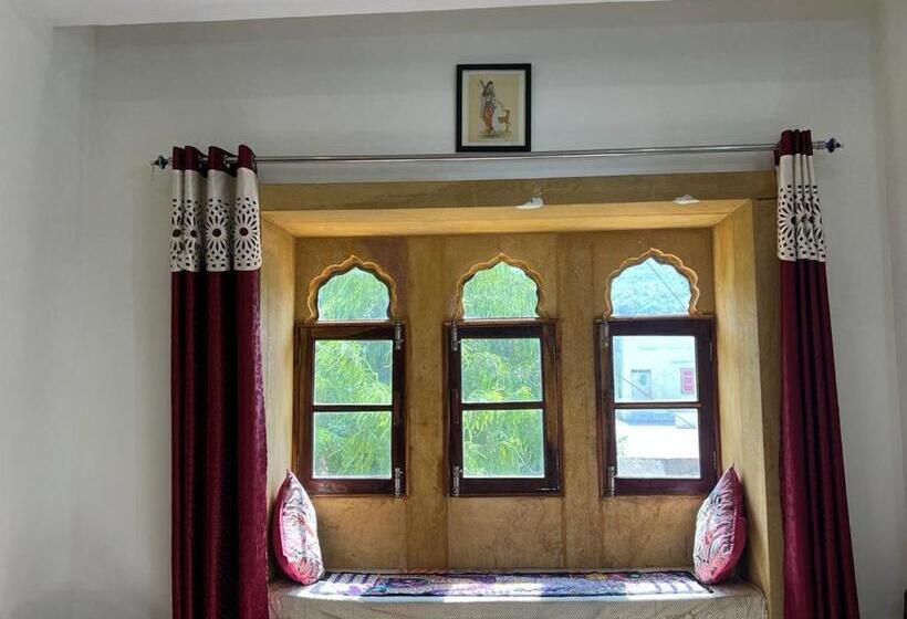 Отель Pushkar Golden Haveli